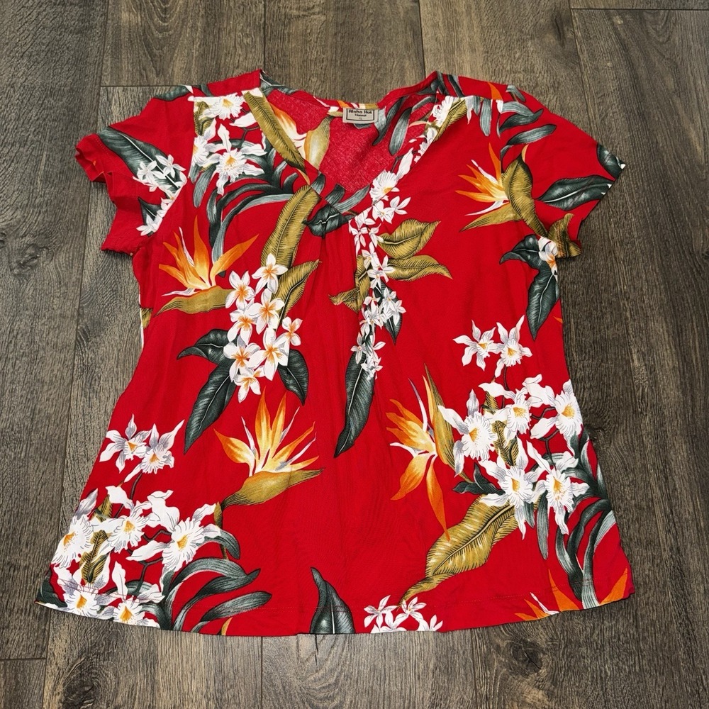 Aloha Hut Top Womens XL Red Floral Hawaiian Tropical Beach Resort Shirt (fits M)